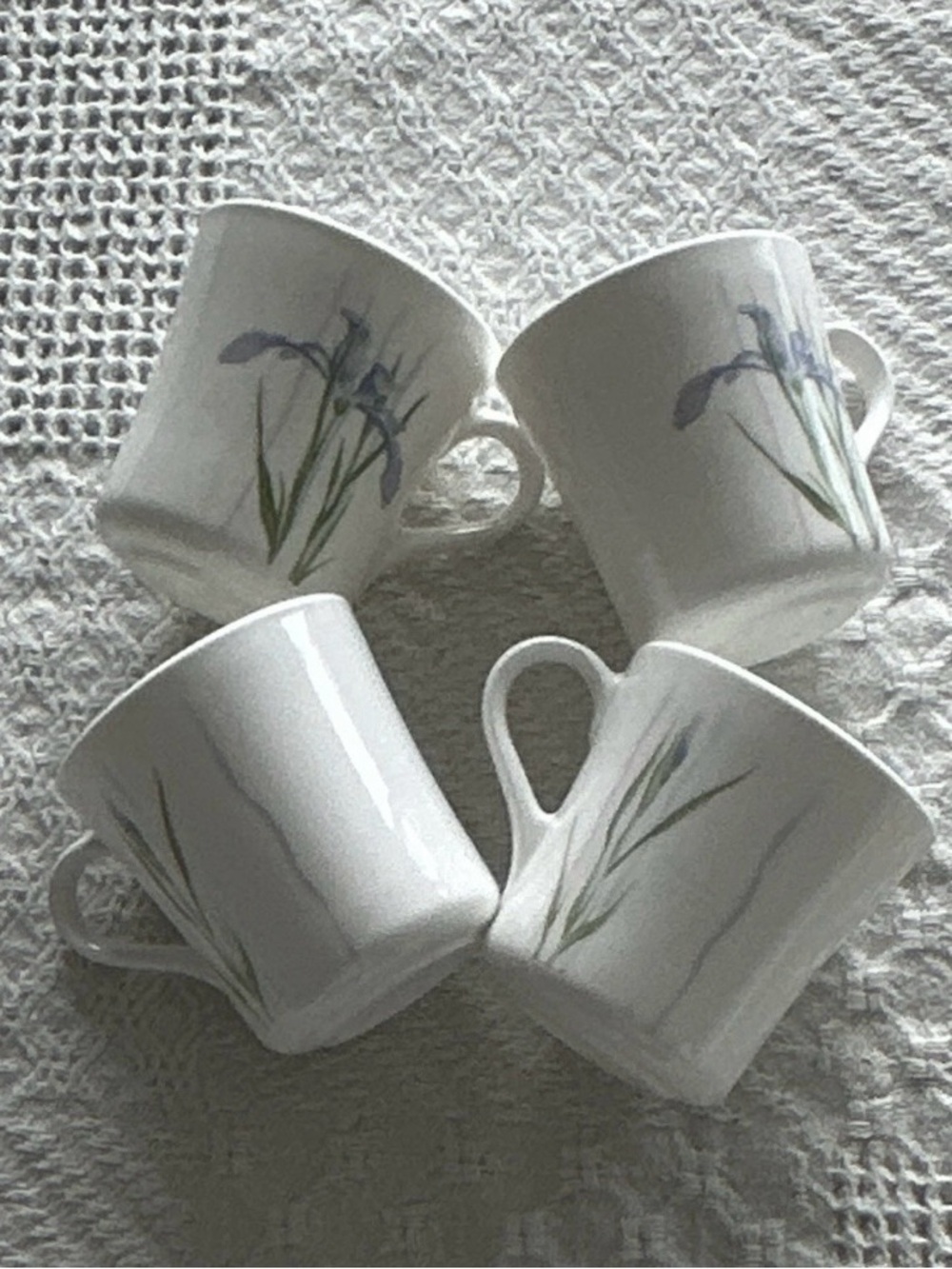 Corelle Shadow Iris Dinnerware Set - Picture 6 of 8